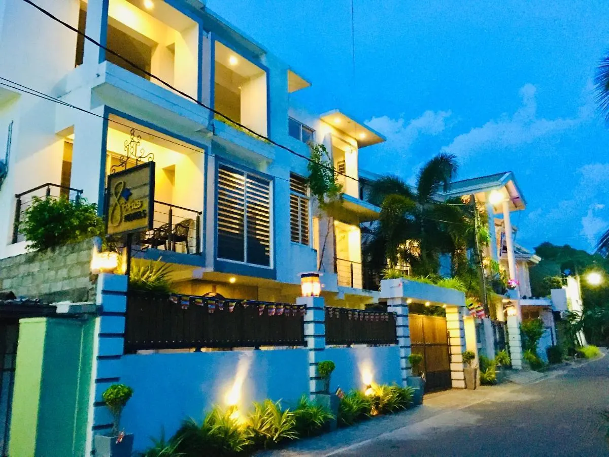 8 Plus Luxury Apartments Negombo Motel