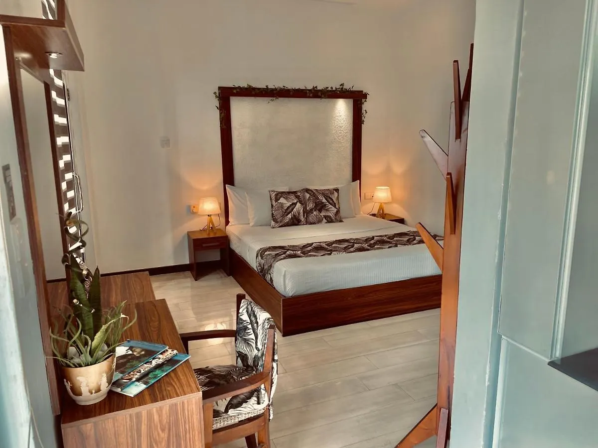 Motel 8 Plus Luxury Apartments Negombo