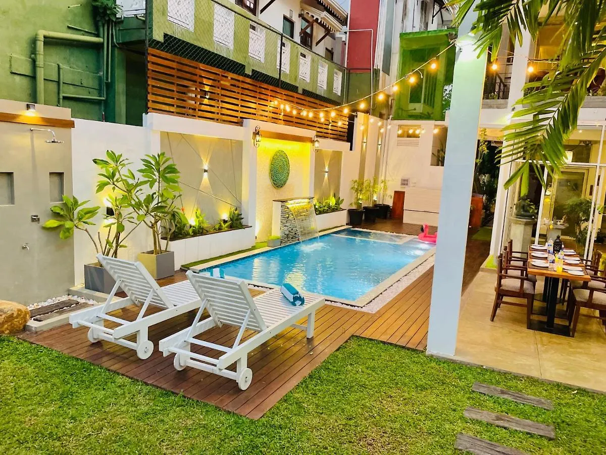 *** Motel 8 Plus Luxury Apartments Negombo Sri Lanka