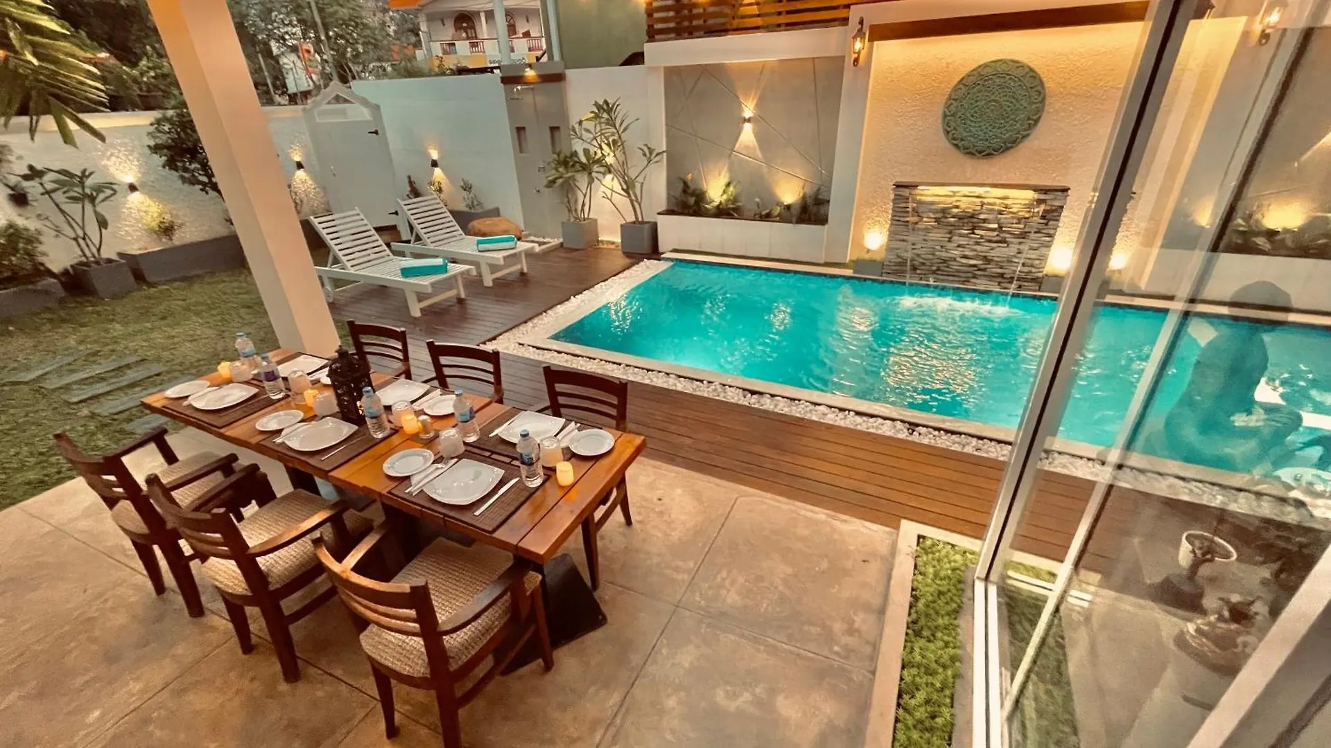 *** Motel 8 Plus Luxury Apartments Negombo Sri Lanka